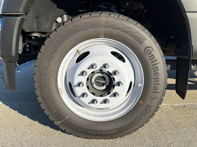 Used 2025 Ford F450 XL AWD/4WD image 12