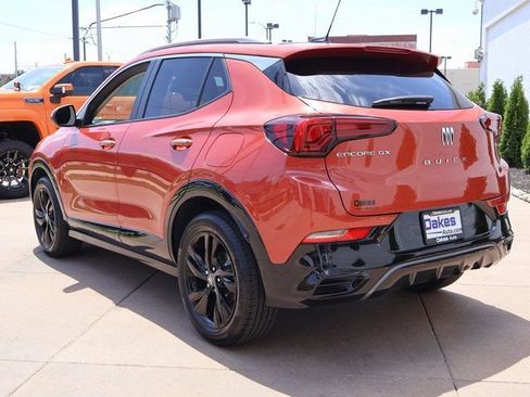 Certified 2024 Buick Encore GX Sport Touring w/ Comfort Package FWD image 4