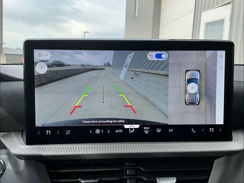 New 2026 Ford Explorer ST-Line w/ ST-Line Street Pack image 24