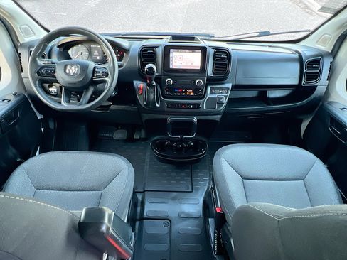 Used 2022 RAM ProMaster 2500 w/ Convenience Group image 29