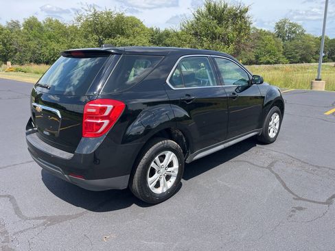 Used 2017 Chevrolet Equinox LS FWD image 6