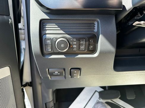 New 2026 Ford F350 Lariat w/ Black Appearance Package image 66