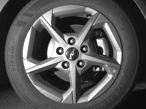 Used 2025 Kia K4 LXS image 13