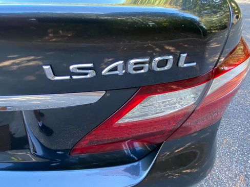 Used 2011 Lexus LS 460 L w/ Luxury Pkg RWD image 46
