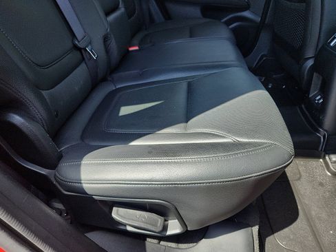 Certified 2022 Hyundai Tucson Limited w/ Winter Package image 27