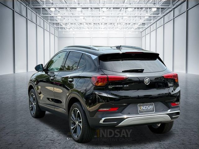 Used 2023 Buick Encore GX Essence w/ Advanced Technology Package AWD/4WD image 4