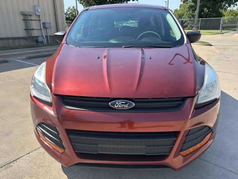 Used 2015 Ford Escape S image 2