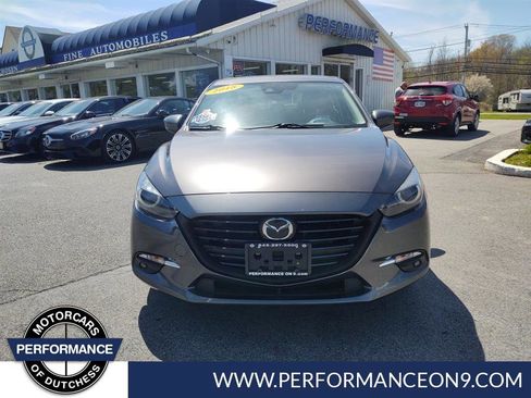 Used 2018 MAZDA MAZDA3 Grand Touring w/ Premium Equipment Package image 8