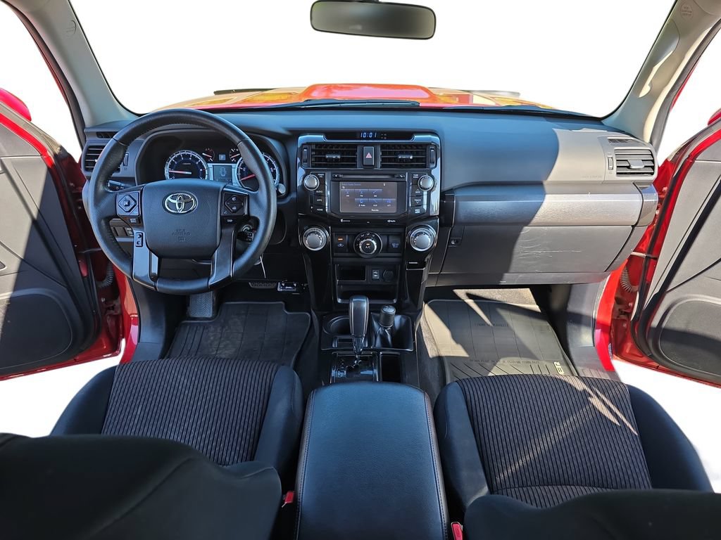 Used 2015 Toyota 4Runner Trail AWD/4WD image 12