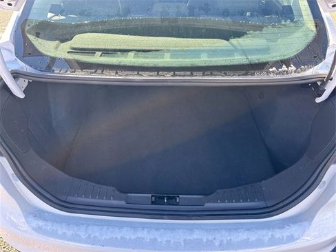 Used 2018 Ford Focus SE image 15