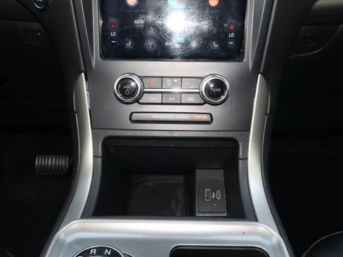 Used 2024 Ford Edge SEL AWD/4WD image 11