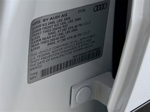 New 2025 Audi Q5 2.0T Premium Plus image 30