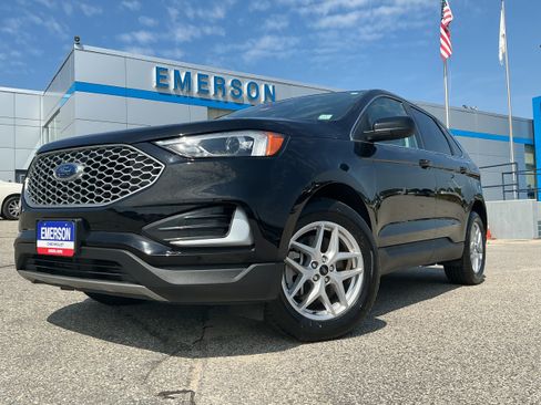 Used 2024 Ford Edge SEL AWD/4WD image 3