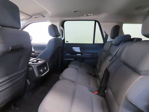 Used 2025 Ford Expedition Max Active AWD/4WD image 14