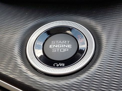 Certified 2023 Jeep Grand Cherokee Laredo X image 26