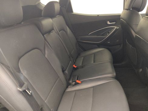 Used 2017 Hyundai Santa Fe Sport image 19