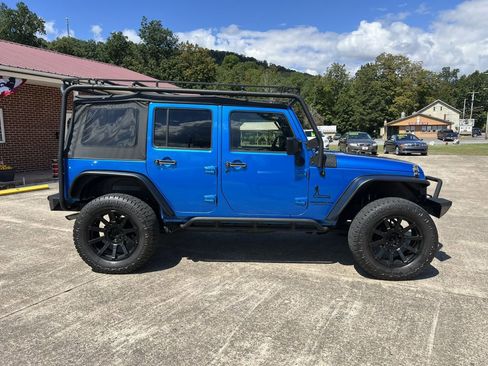 Used 2016 Jeep Wrangler Unlimited Sport w/ Quick Order Package 24S image 14