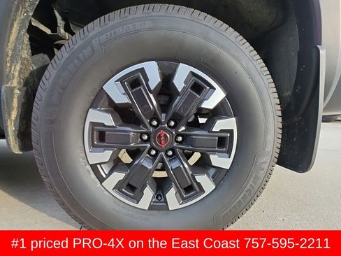 Used 2024 Nissan Frontier PRO-4X w/ Pro Convenience Package image 9