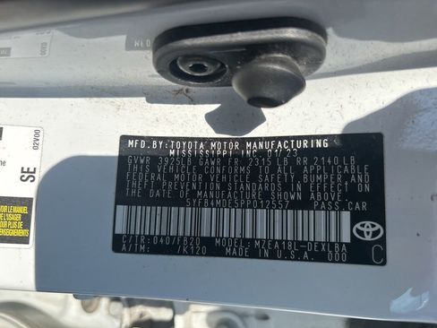 Used 2023 Toyota Corolla LE FWD image 14