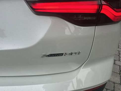 Used 2023 BMW X3 xDrive30i w/ Premium Package AWD/4WD image 3