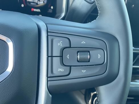 New 2026 GMC Sierra 1500 SLE w/ Preferred Package image 12