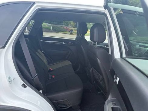 Used 2015 Kia Sorento LX AWD/4WD image 28