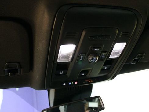 Used 2023 Chevrolet Suburban LT w/ Luxury Package AWD/4WD image 20