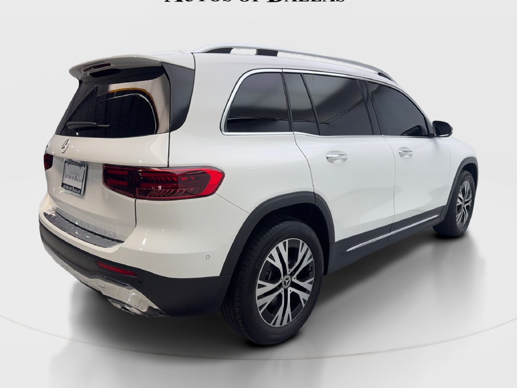Used 2025 Mercedes-Benz GLB 250 w/ Exclusive Package image 7