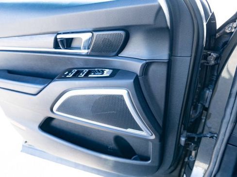 Used 2021 Kia Telluride EX w/ EX Premium Package image 24