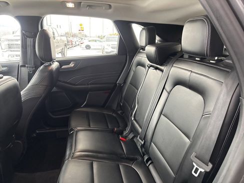 Used 2024 Ford Escape Platinum image 27