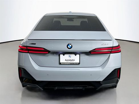New 2026 BMW 530i xDrive w/ M Sport Package AWD/4WD image 11