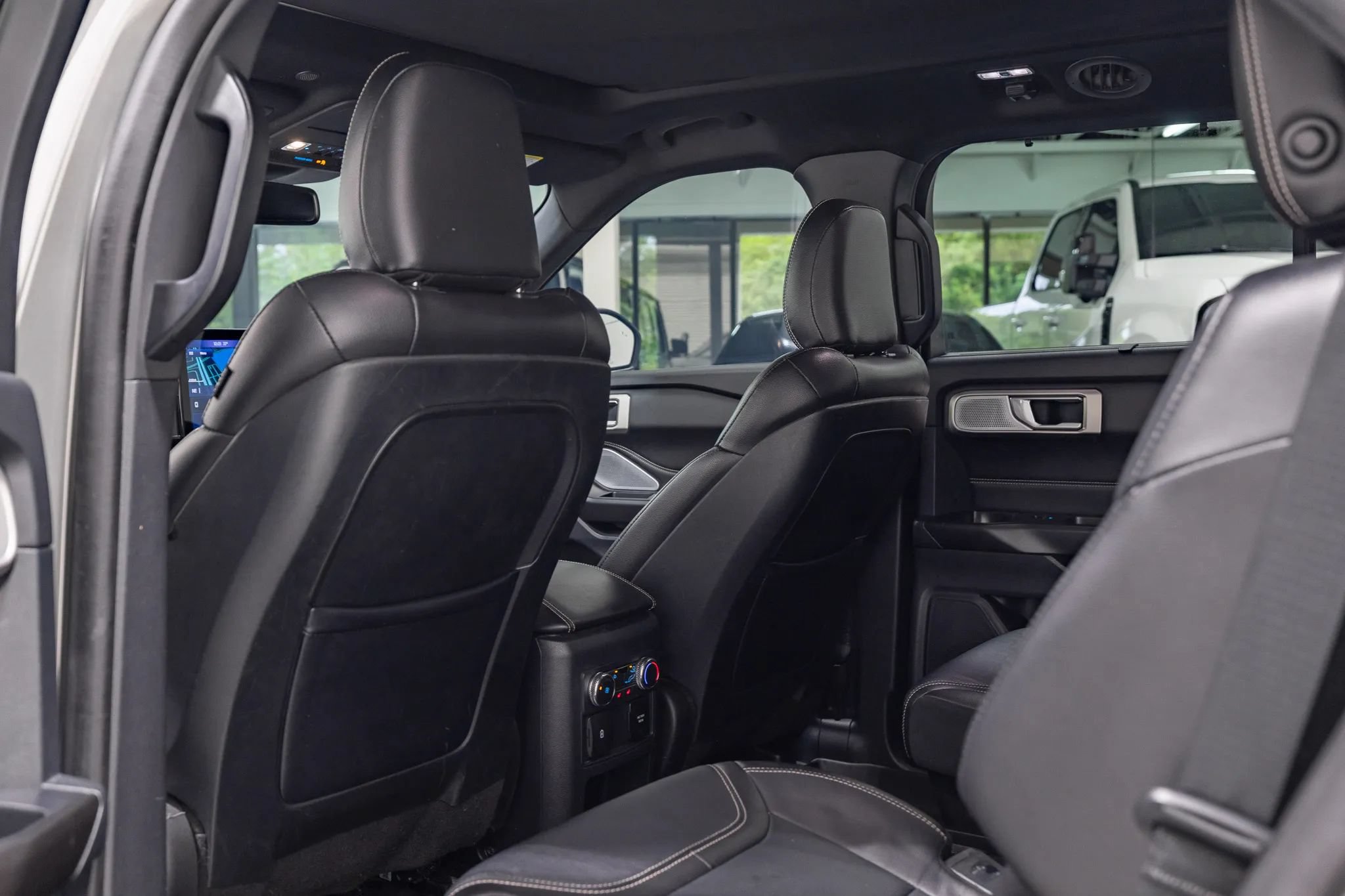 Used 2020 Ford Explorer ST w/ Premium Technology Package AWD/4WD image 39
