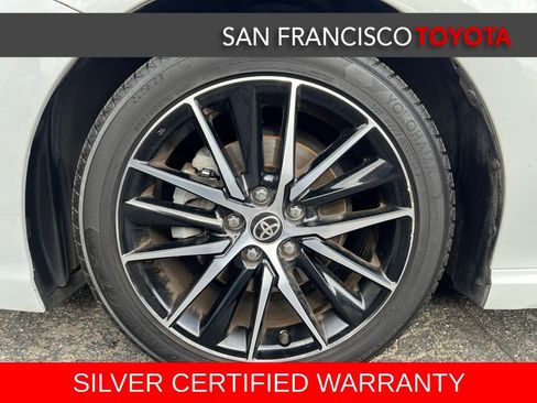 Used 2023 Toyota Camry SE image 9