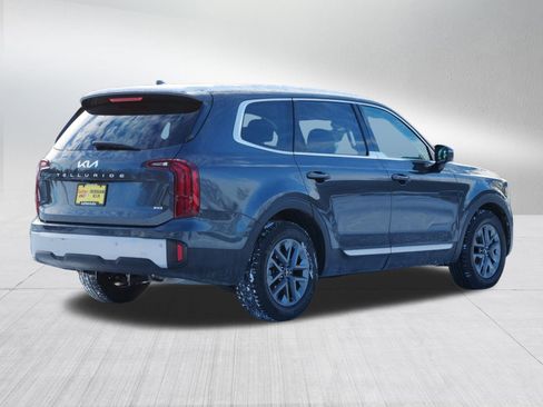 Certified 2023 Kia Telluride LX image 7