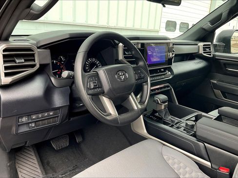 New 2025 Toyota Tundra SR5 image 7