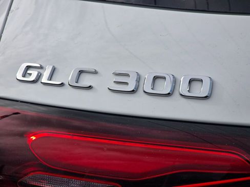 New 2026 Mercedes-Benz GLC 300 4MATIC image 33