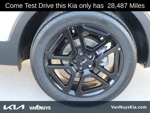 Used 2024 Kia Telluride SX Prestige X-Line image 9