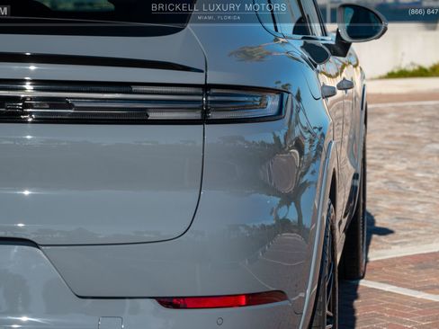 Used 2024 Porsche Cayenne S image 57