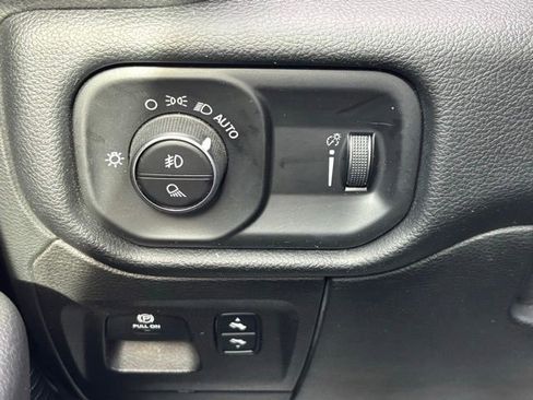 Certified 2020 RAM 1500 Big Horn w/ Built-to-serve Edition image 42