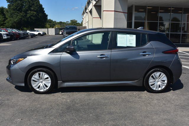 Used 2025 Nissan Leaf S FWD image 9