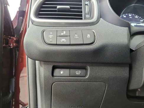 Used 2019 Kia Sorento EX w/ EX Touring Package AWD/4WD image 12
