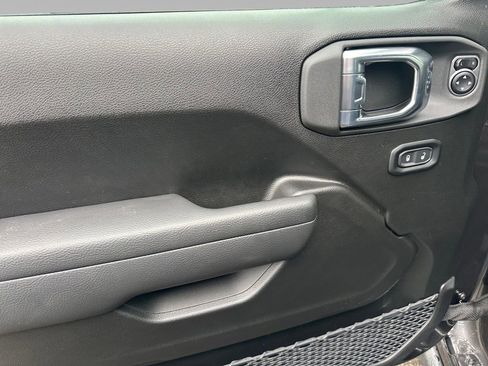 New 2026 Jeep Wrangler Unlimited Rubicon w/ Technology Group image 16