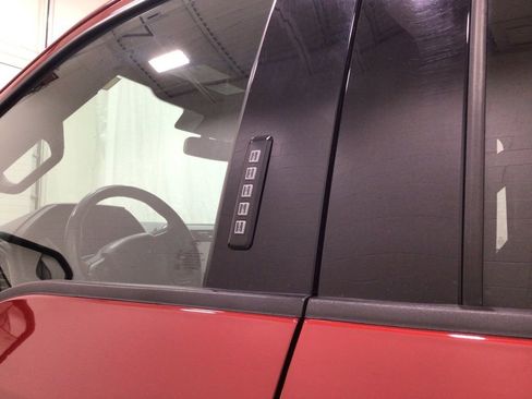 Used 2019 Ford F150 XLT w/ Equipment Group 302A Luxury image 10