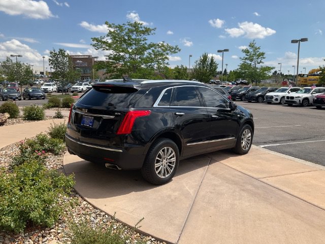 Used 2017 Cadillac XT5 Luxury w/ Driver Awareness Package AWD/4WD image 5