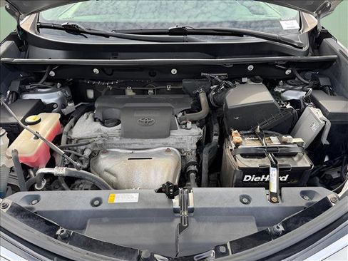 Used 2016 Toyota RAV4 LE image 13