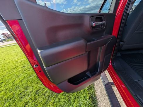 Used 2023 Chevrolet Silverado 1500 Custom AWD/4WD image 13