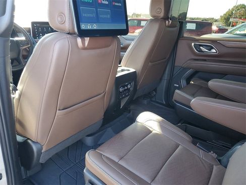 Used 2023 Chevrolet Tahoe High Country w/ LPO, Illumination Package image 23