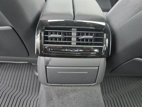 New 2025 Audi A8 L 3.0T image 21