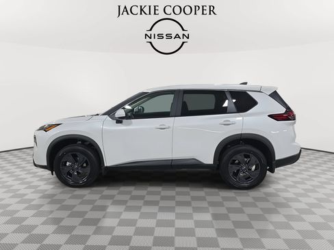 New 2026 Nissan Rogue SV w/ Cold Weather Package FWD image 8