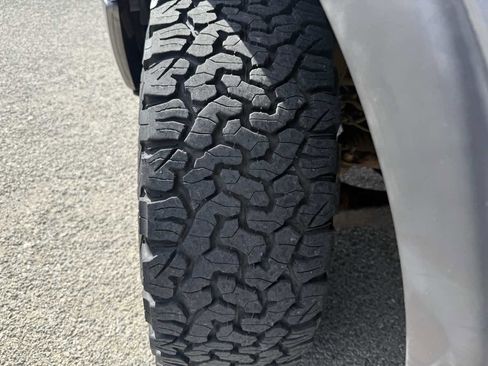 Used 2013 Ford F150 FX4 w/ Mid Equipment Group image 5